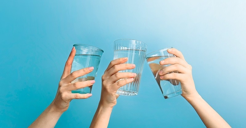 Tiszta vizet a pohárba!