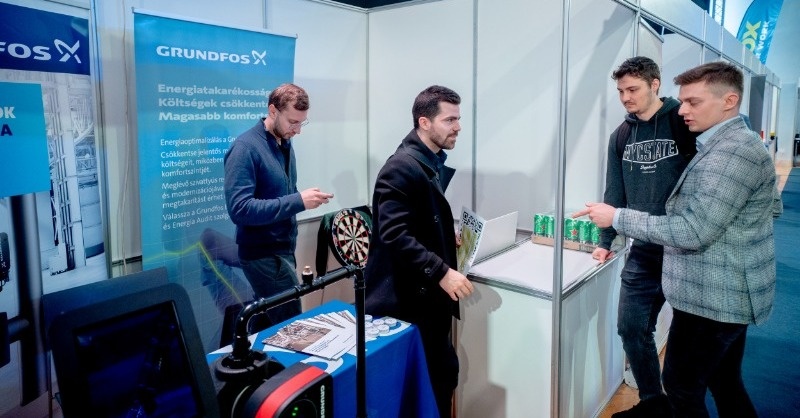 Két nap, 120 kiállító, 150 előadás