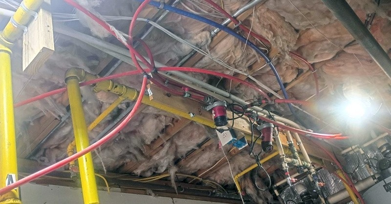 Futár,  vízóraakna, letisztultság, IP-védettség, radiátorszifon