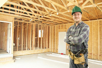 Finanszírozzunk egy jó esetben nullszaldós megvalósítást, kockáztassunk kivitelezőként, vagy inkább hagyjuk a tőkénket lekötésben? Például ez most a leggyakoribb dilemma.