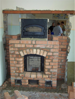 6. ábra: A külső héjazat falazása.